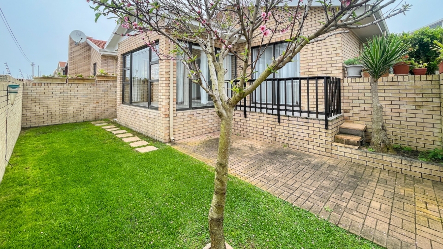 To Let 2 Bedroom Property for Rent in Tergniet Western Cape